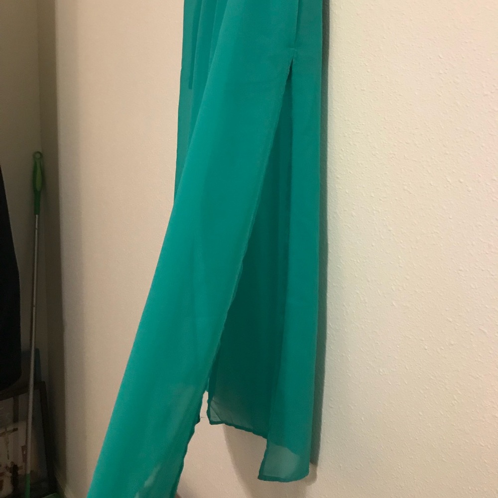 Maxi skirt open on sides